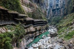 北纬30度上的大峡谷：华中地区的大裂痕，其地貌堪称“世界唯一”